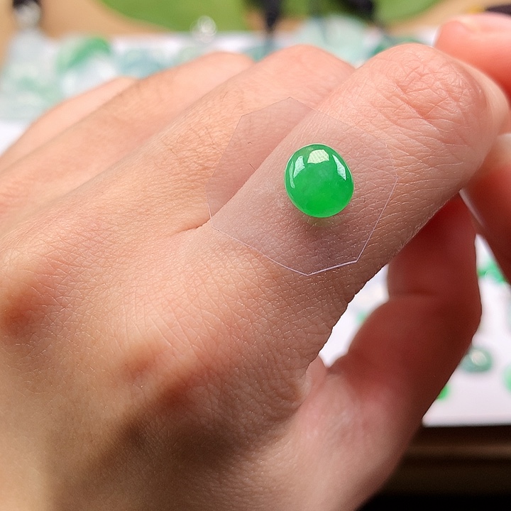 翡翠吊坠(不含链)未镶嵌蛋面