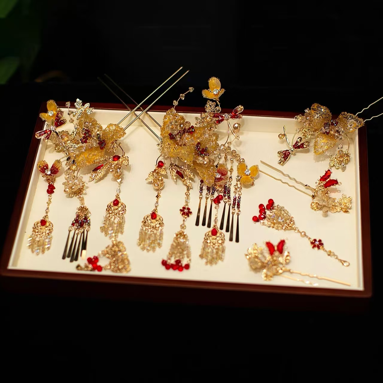 新款高级感新中式金红色流苏步摇新娘结婚头饰