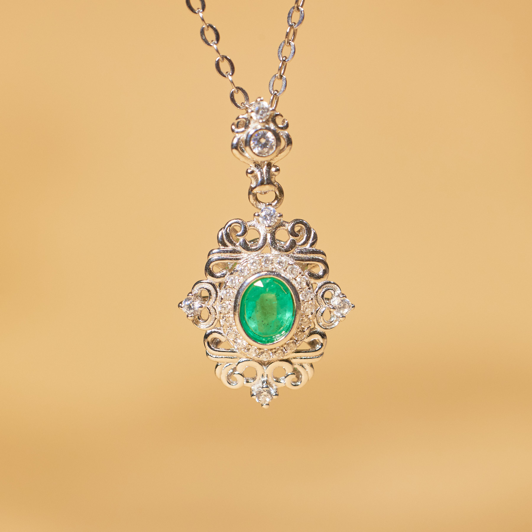 【九华山】祖母绿项链*925镶嵌L7923