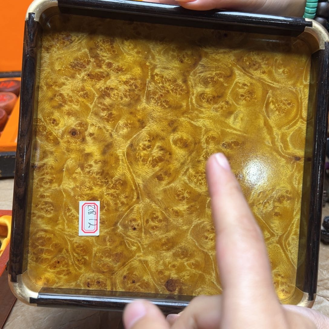 大叶紫檀（黑酸枝木类）