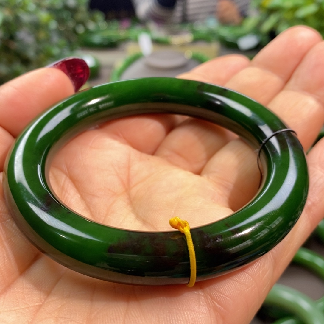 和田玉（碧玉）手镯未镶嵌