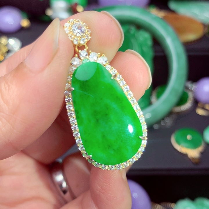 翡翠未镶嵌吊坠(不含链)