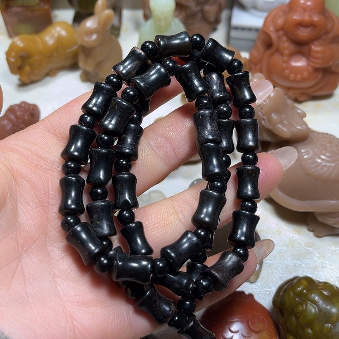 白玉菩提吊坠白玉菩提吊坠