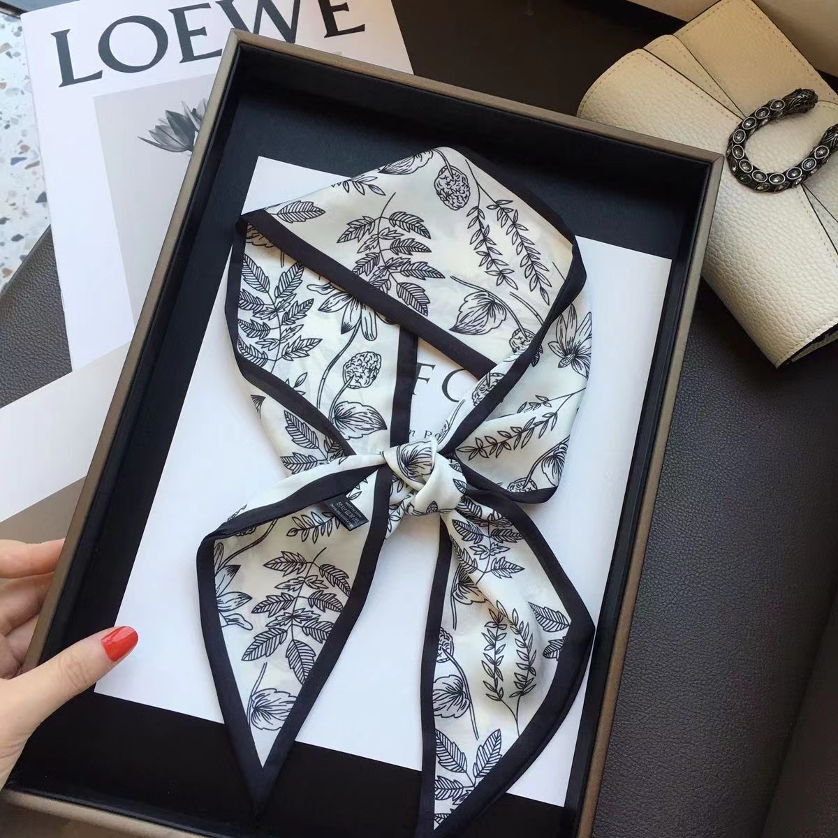 【福利品】夏季百搭休闲薄款丝巾丝带 