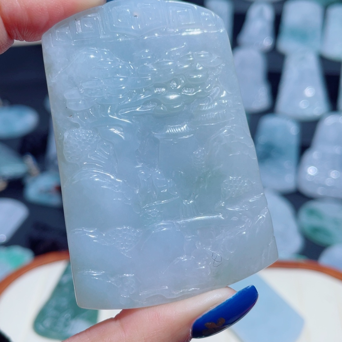 翡翠未镶嵌颈饰仿古山水