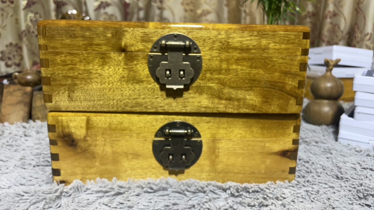 金丝楠木25/12首饰盒