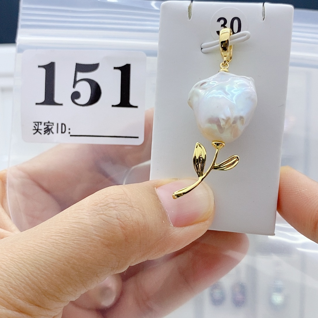 淡水珍珠钛钢颈饰