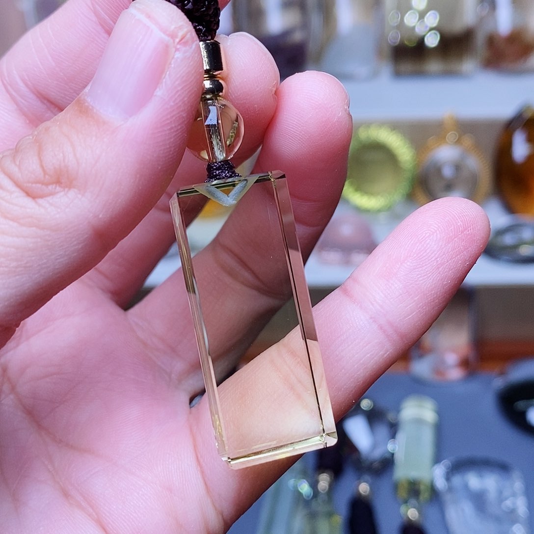 水晶水晶吊坠未镶嵌