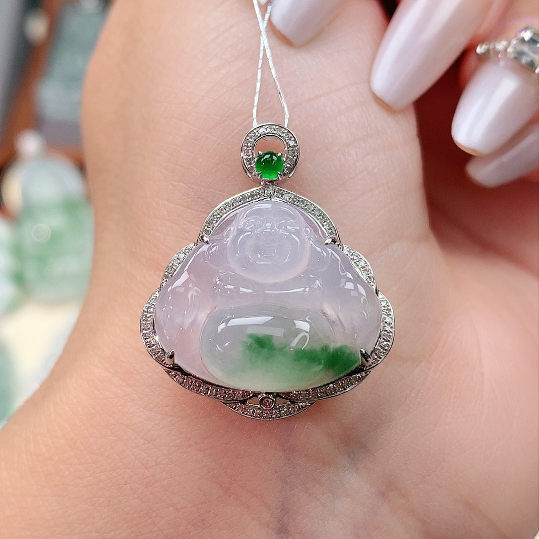 颈饰18K金镶嵌翡翠佛公