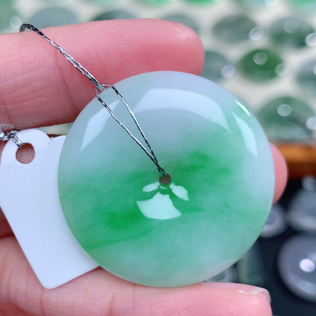 翡翠未镶嵌吊坠(不含链)32.4-5.5