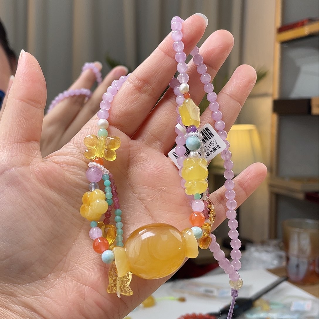 琥珀裸石未镶嵌蜜蜡吊坠