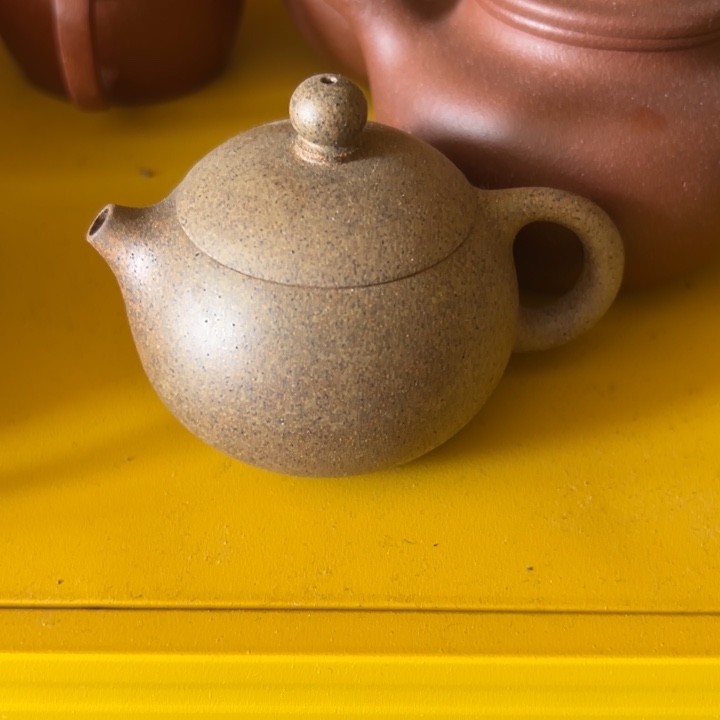 紫砂茶案老段小西施100cc