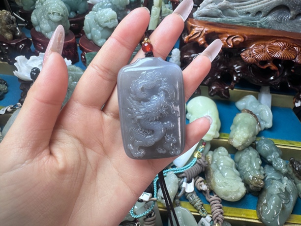 和田玉龙吊坠挂件