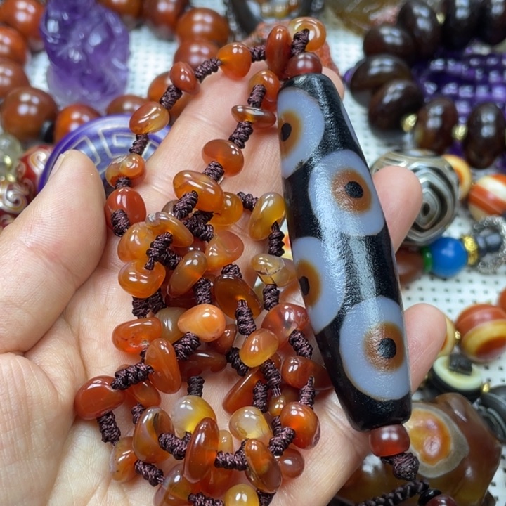 玛瑙/玉髓颈饰未镶嵌