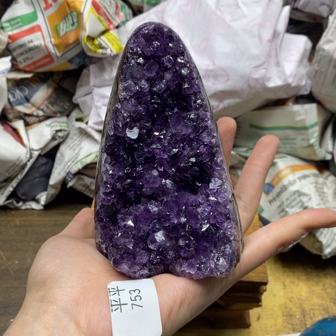 紫晶乌拉圭未镶嵌森*