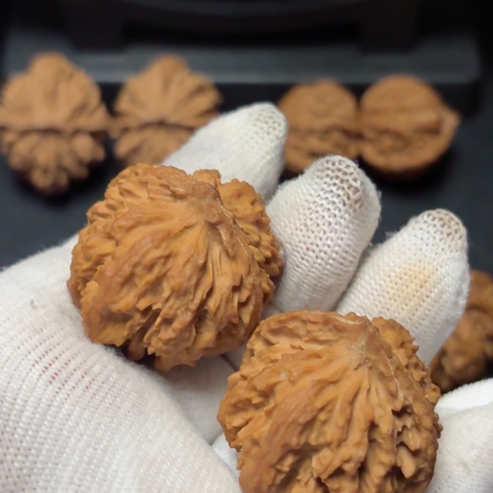 文玩核桃吊坠?****?秦岭灯笼16