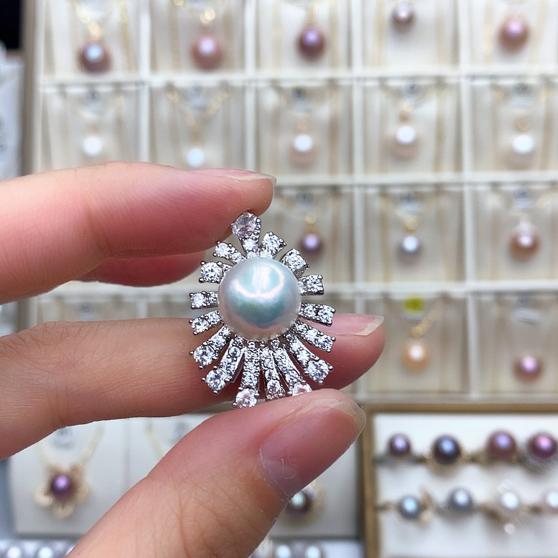 淡水珍珠颈饰合金