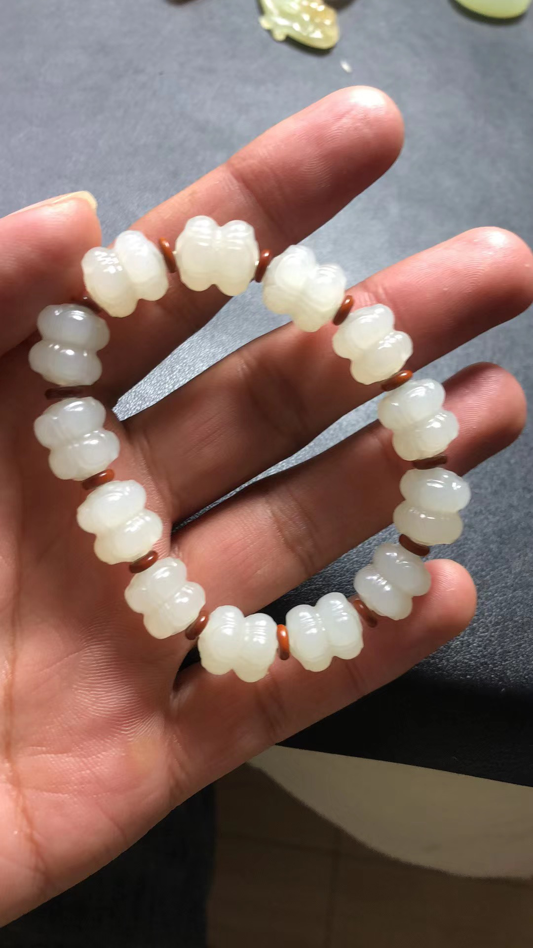 和田玉青海料莲花手串 橄榄核配珠