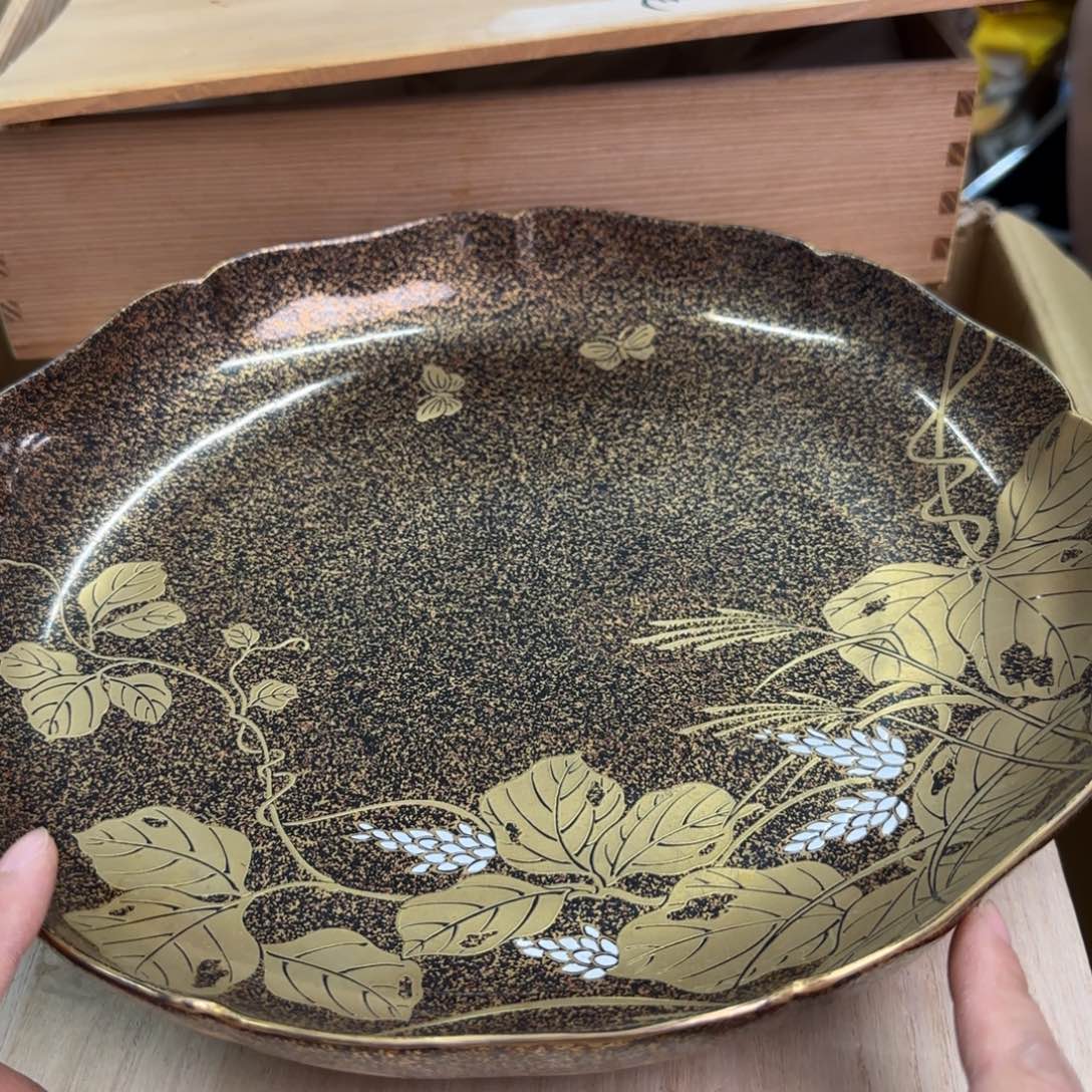 摆件今***澡一个瓷器磨认微瑕