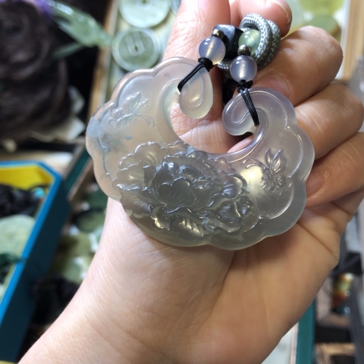 岫玉岫玉挂件未镶嵌