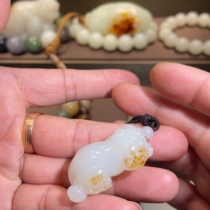 和田玉手串未镶嵌