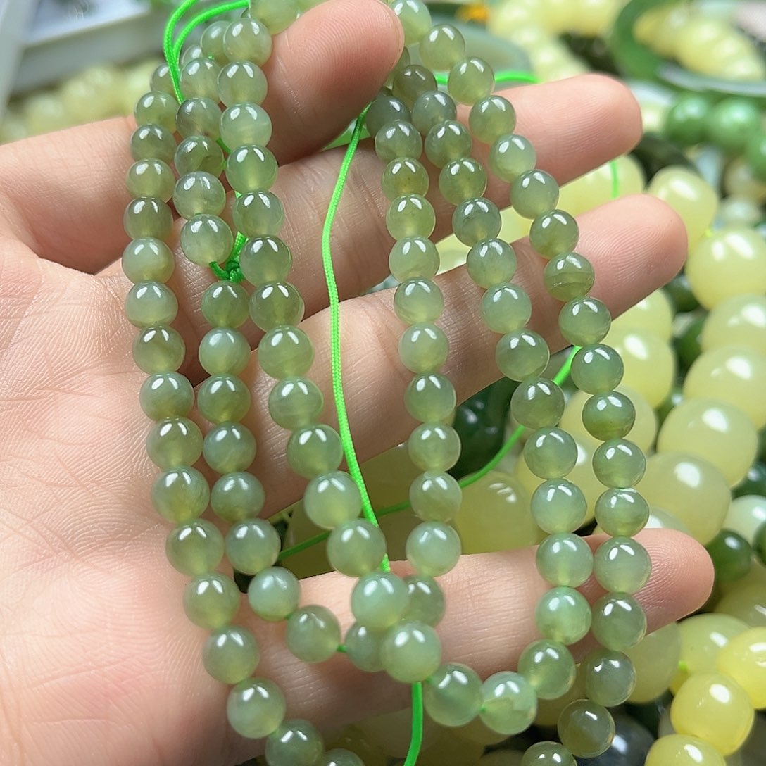 和田玉（碧玉）未镶嵌颈饰