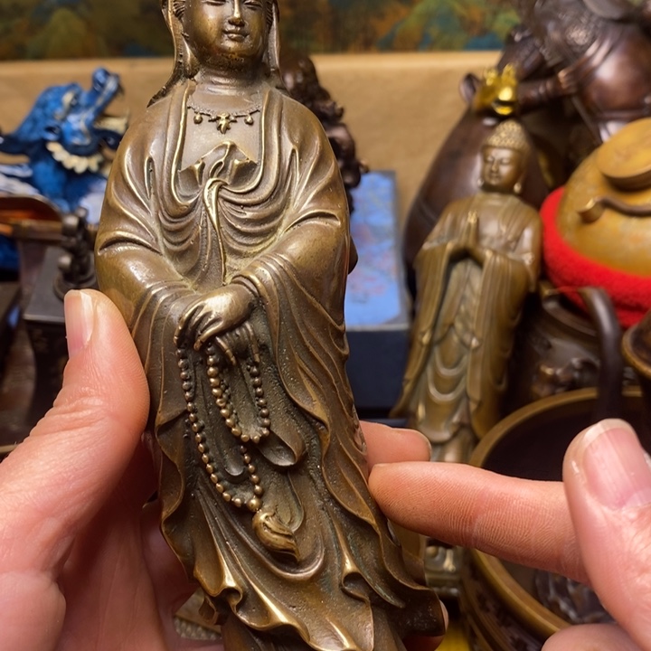 铜器摆件做工精良