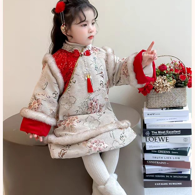 女童旗袍款拜年服(染色)