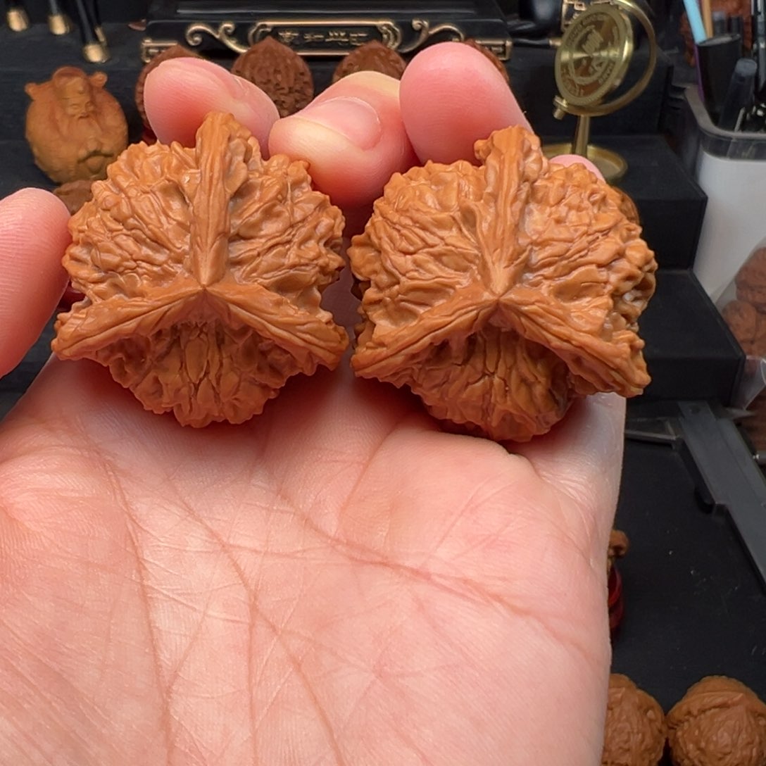 文玩核桃吊坠38全品盘山三棱