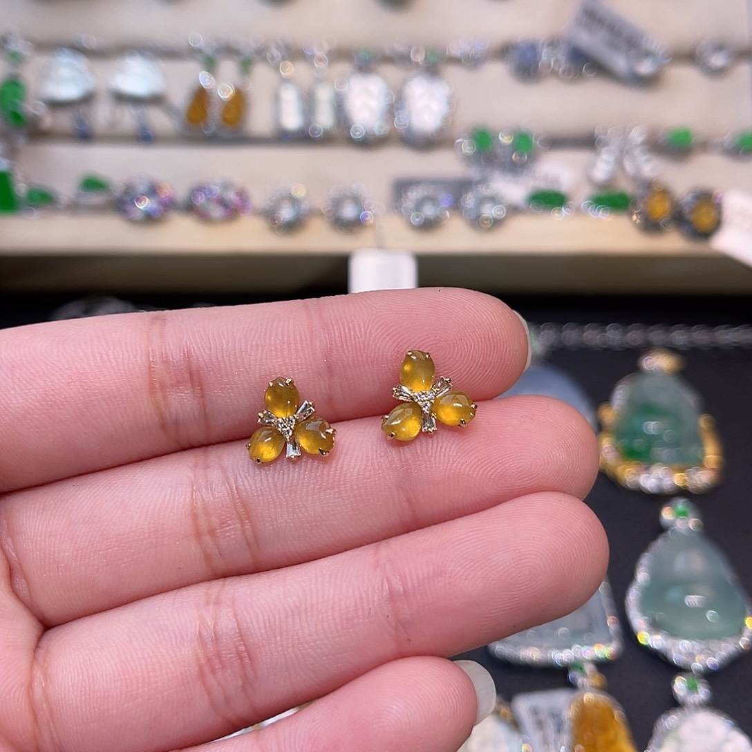 翡翠18K金镶嵌耳饰随形