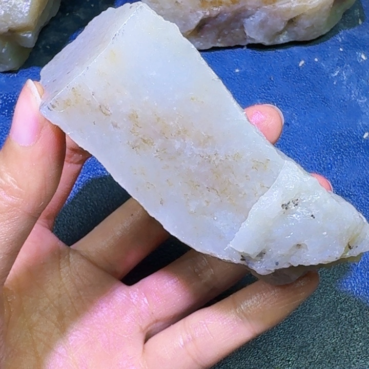 和田玉未镶嵌珠宝半成品