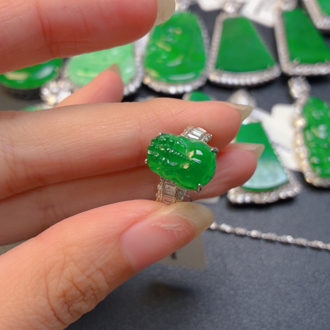 翡翠银S925镶嵌吊坠(不含链)