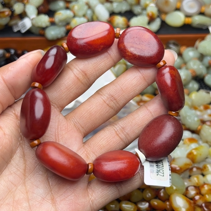 和田玉未镶嵌颈饰l**.