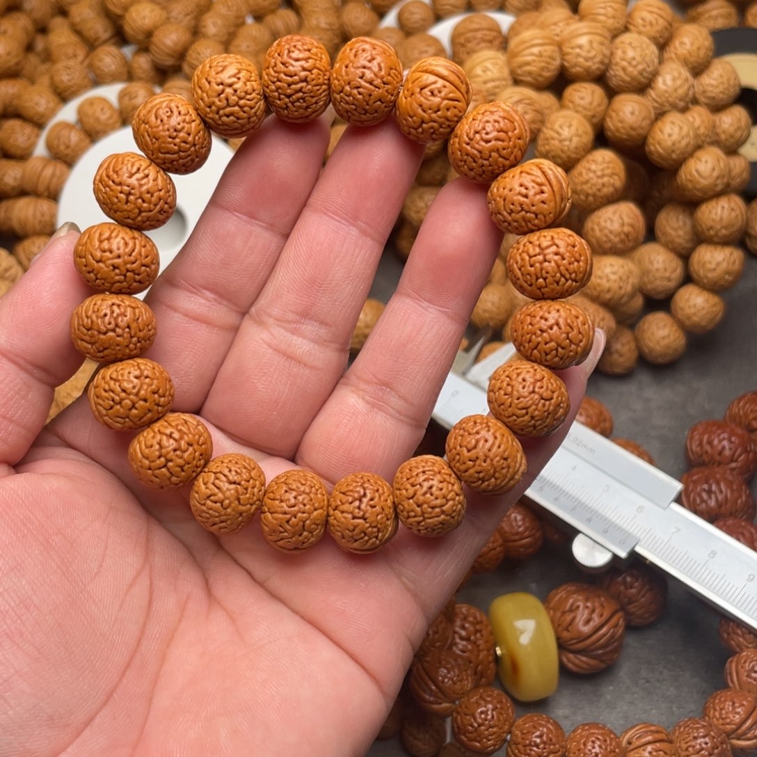 微***！桃核手串蚂蚁肥脐闪40