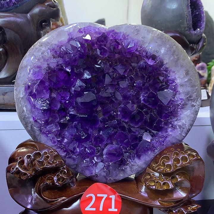 紫晶大型摆件（非配饰）未镶嵌蛋