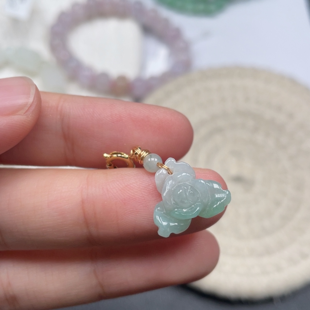 翡翠未镶嵌颈饰天然A货缅甸翡翠