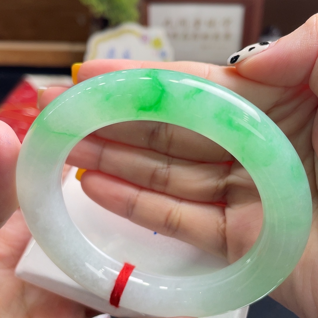 翡翠手镯未镶嵌56.5胖墩绿货