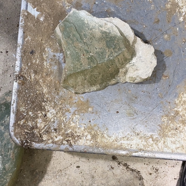 雾***非蛇纹石玉未镶嵌天然岫玉多样性发一