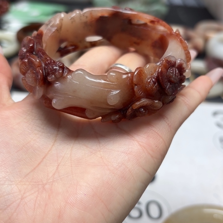 M***苗石英岩玉合金颈饰