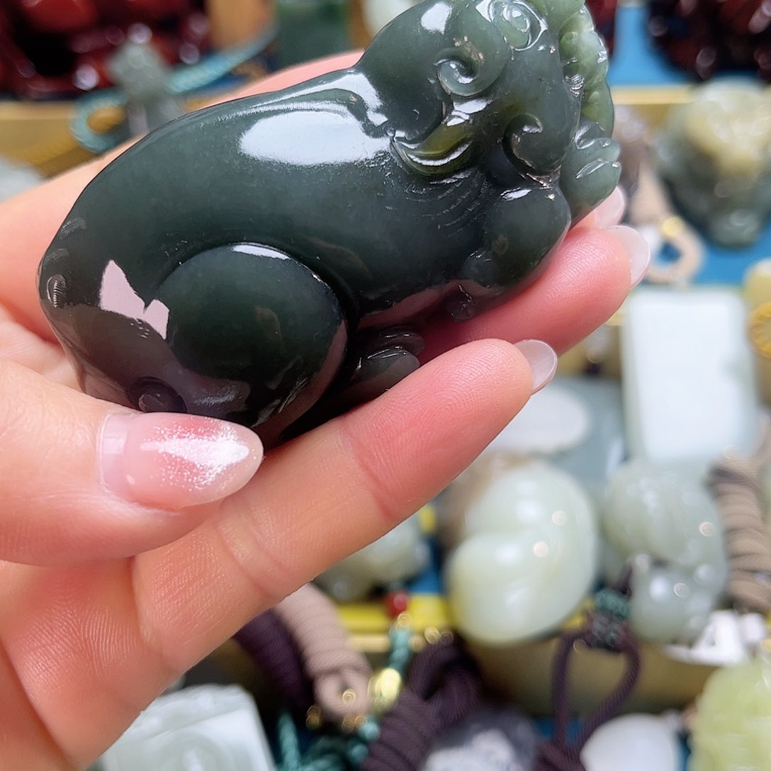 和田玉挂件未镶嵌