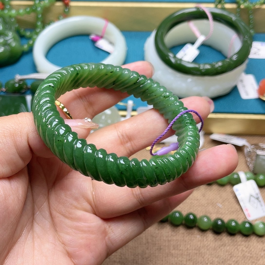 【闪购商品】和田玉手镯58圈口121未镶嵌