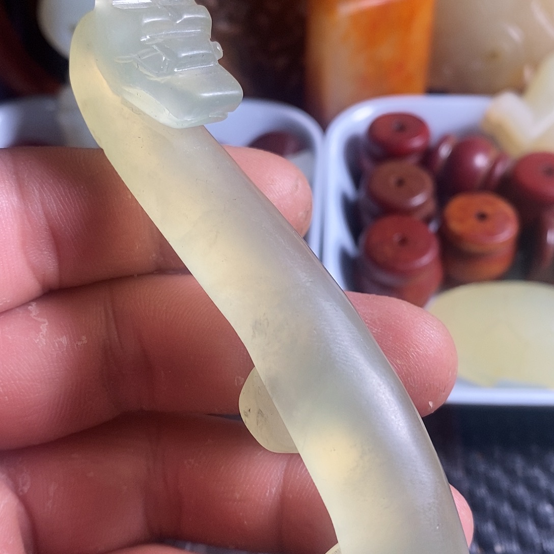 蛇纹石玉合金颈饰