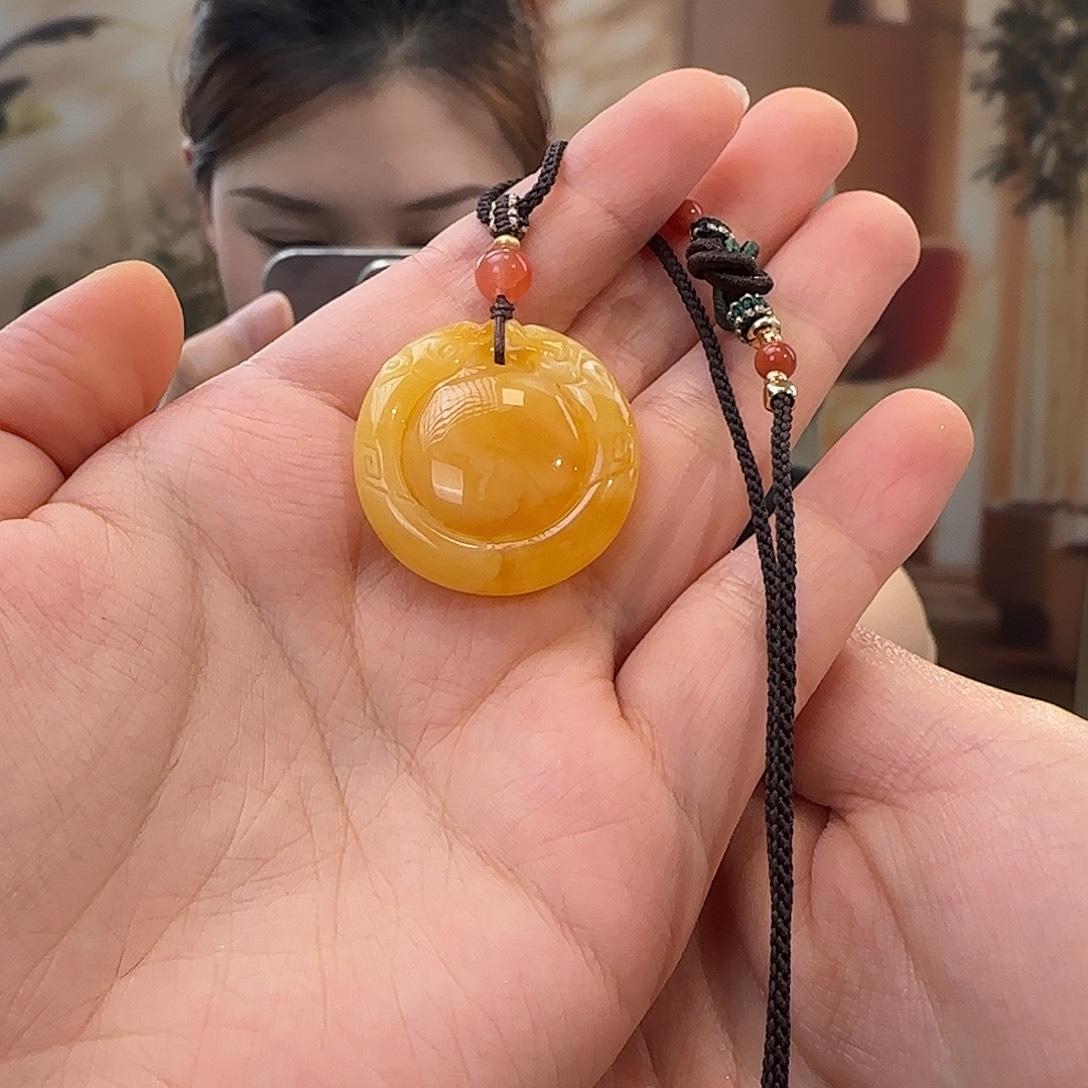 蜜蜡未镶嵌吊坠(赠链)