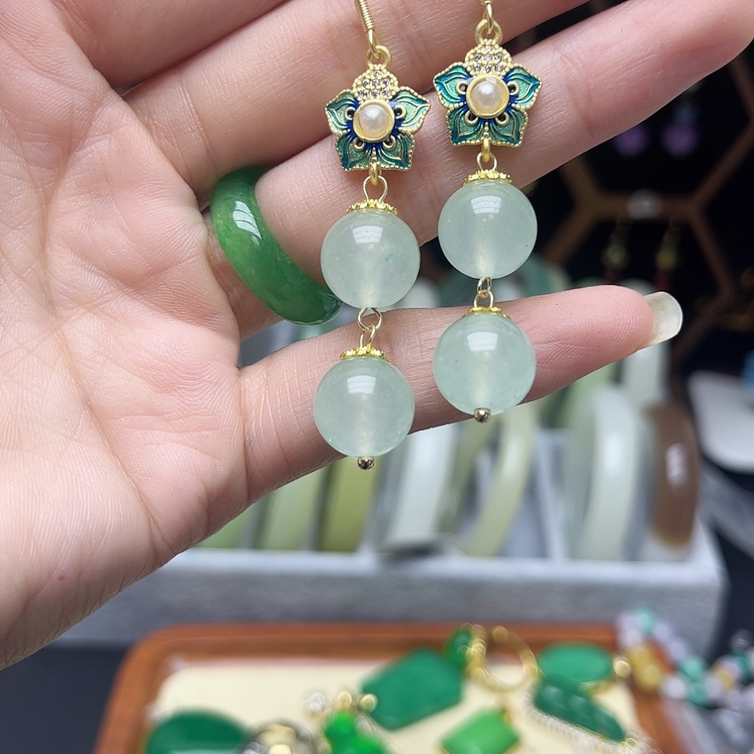 翡翠未镶嵌耳饰耳饰