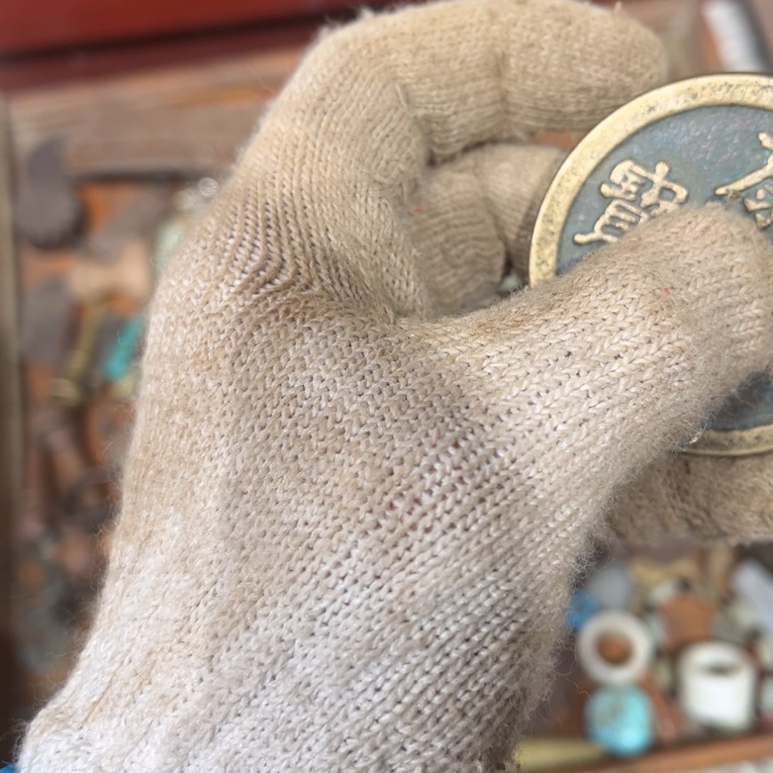 爱***锅一物一图，工艺品。