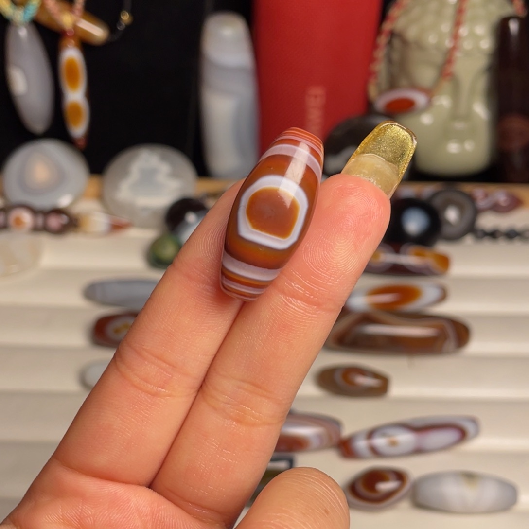 玛瑙/玉髓颈饰合金你**友