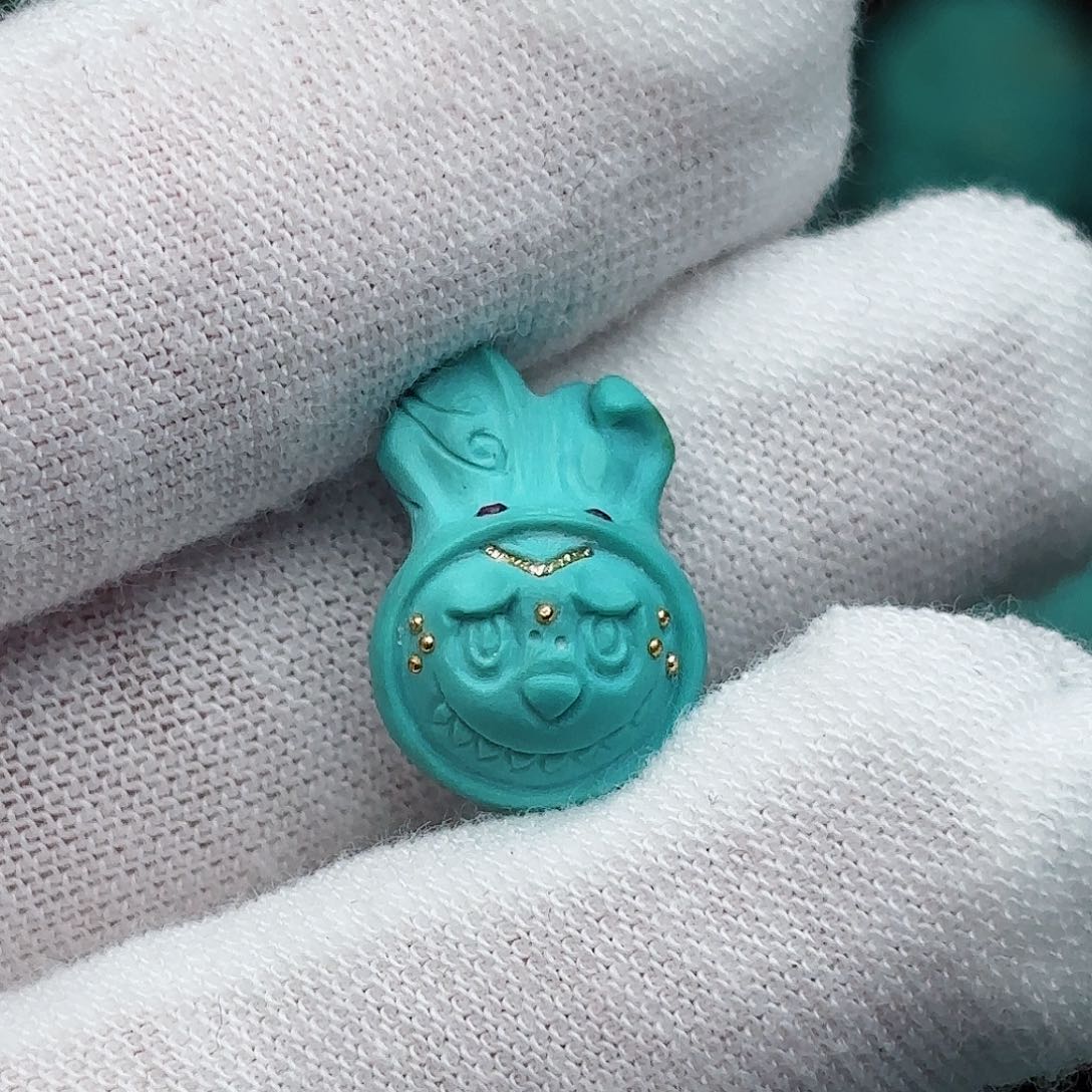 绿松石配饰未镶嵌