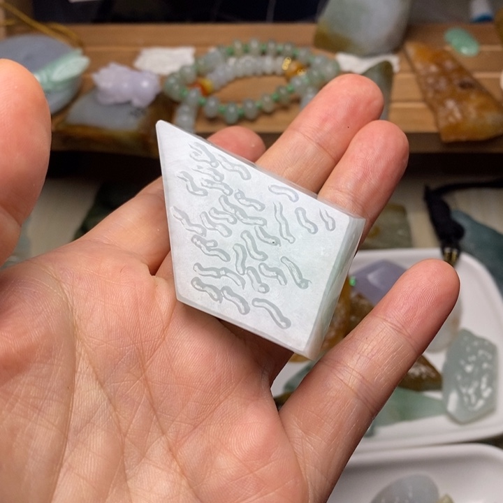 翡翠未镶嵌颈饰天然