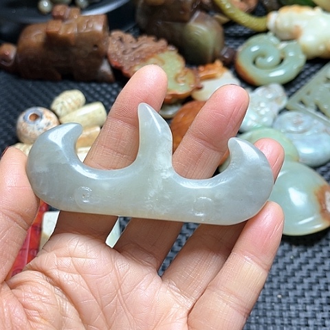 白玉菩提吊坠摆件