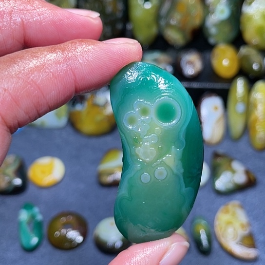 【闪购商品】未镶嵌玛瑙/玉髓珠宝奇石